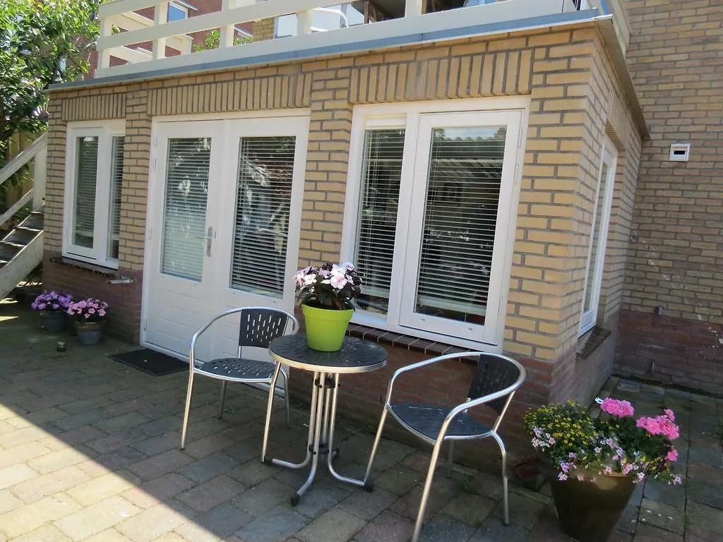 Apartment Mermaid Cottage Zandvoort